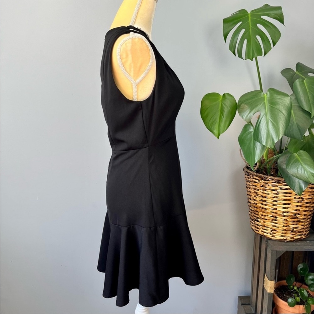 NWT | DO+BE Black Sleeveless V-Neck Mini Dress - Picture 2 of 6